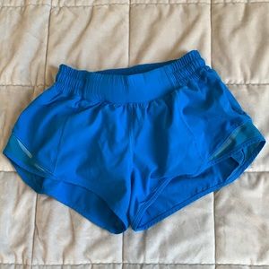 blue lululemon shorts 💙💙